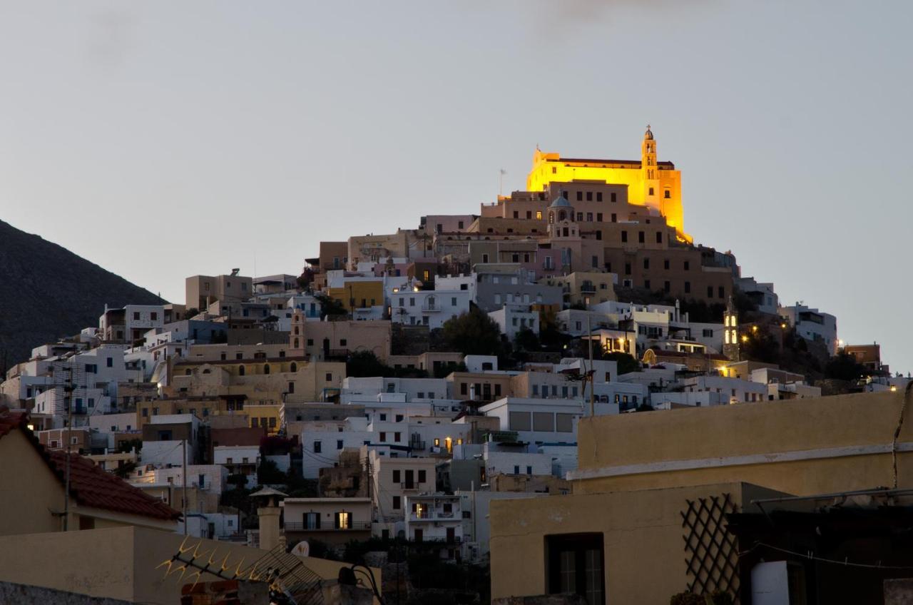 Hotel Omiros Ermupoli Exteriér fotografie