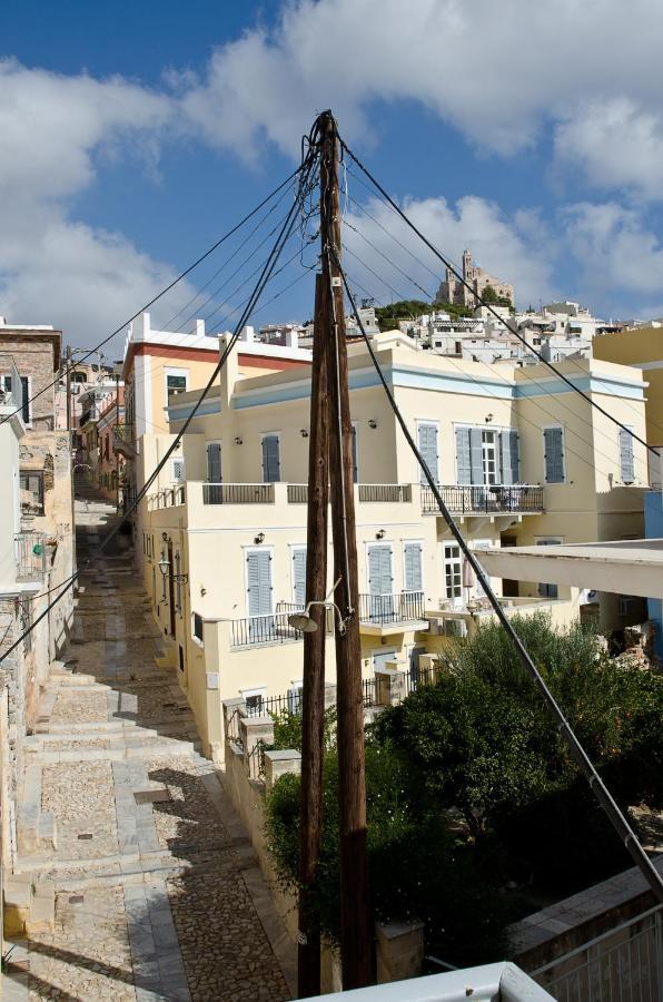 Hotel Omiros Ermupoli Exteriér fotografie