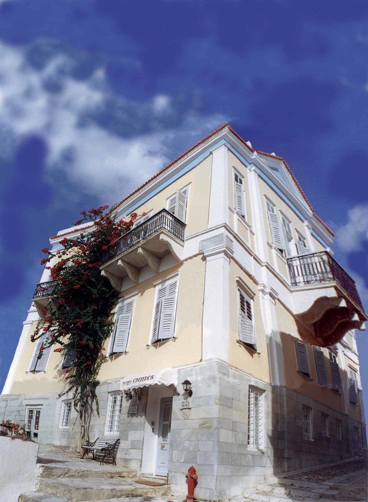 Hotel Omiros Ermupoli Exteriér fotografie