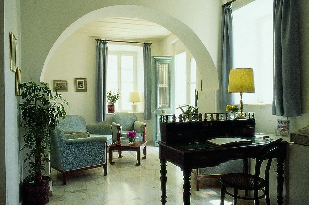 Hotel Omiros Ermupoli Exteriér fotografie